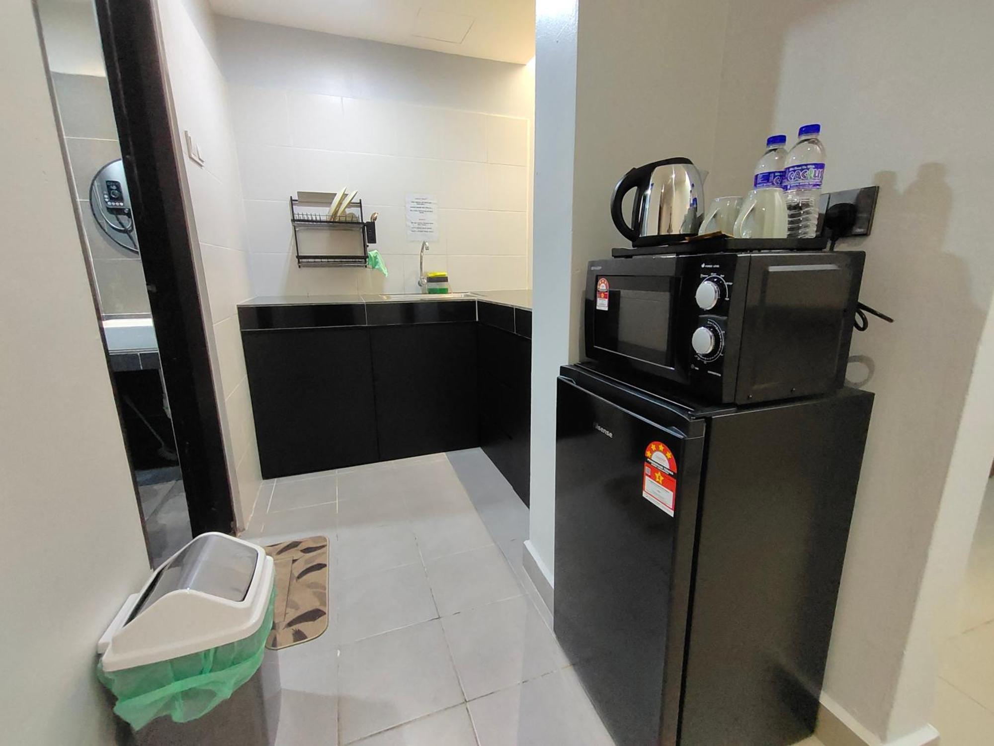 Alish Studio Apartment With Pool, Netflix, Wifi Gua Musang Zewnętrze zdjęcie